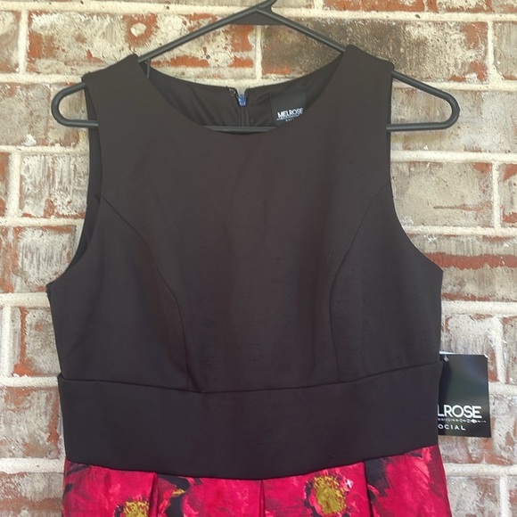 Melrose Social Elegant Floral Maxi Dress - Picture 2 of 13